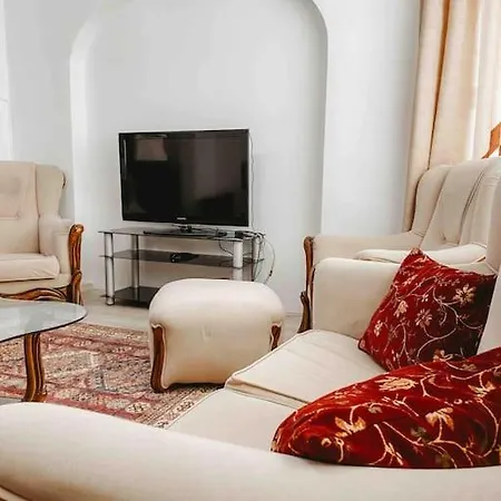 3 Bedroom Flat With 2 Balcony In Cihangir Апартаменты Стамбул